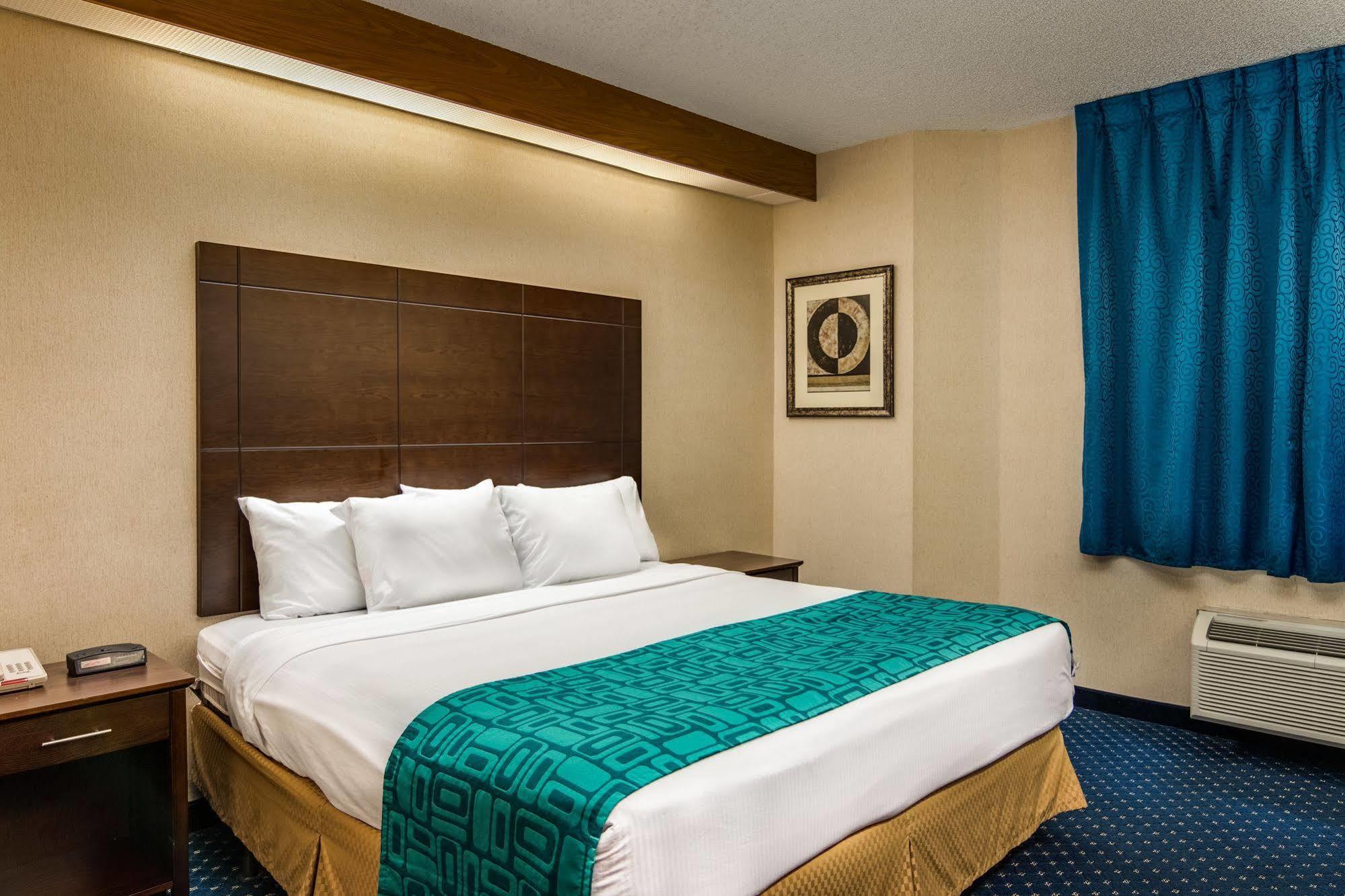 Howard Johnson By Wyndham Vancouver Hotel & Suites Εξωτερικό φωτογραφία